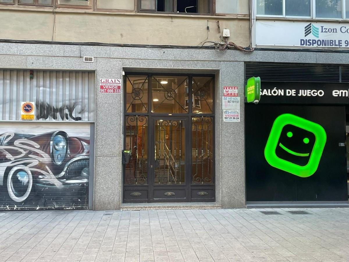 Apartamento Mani En Avenida Espana Con Terraza Албасете Екстериор снимка